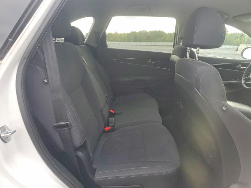 2018 KIA SORENTO LX 11