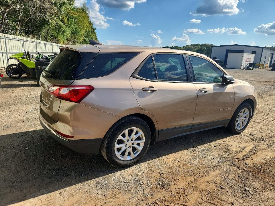 2018 CHEVROLET EQUINOX LS 3
