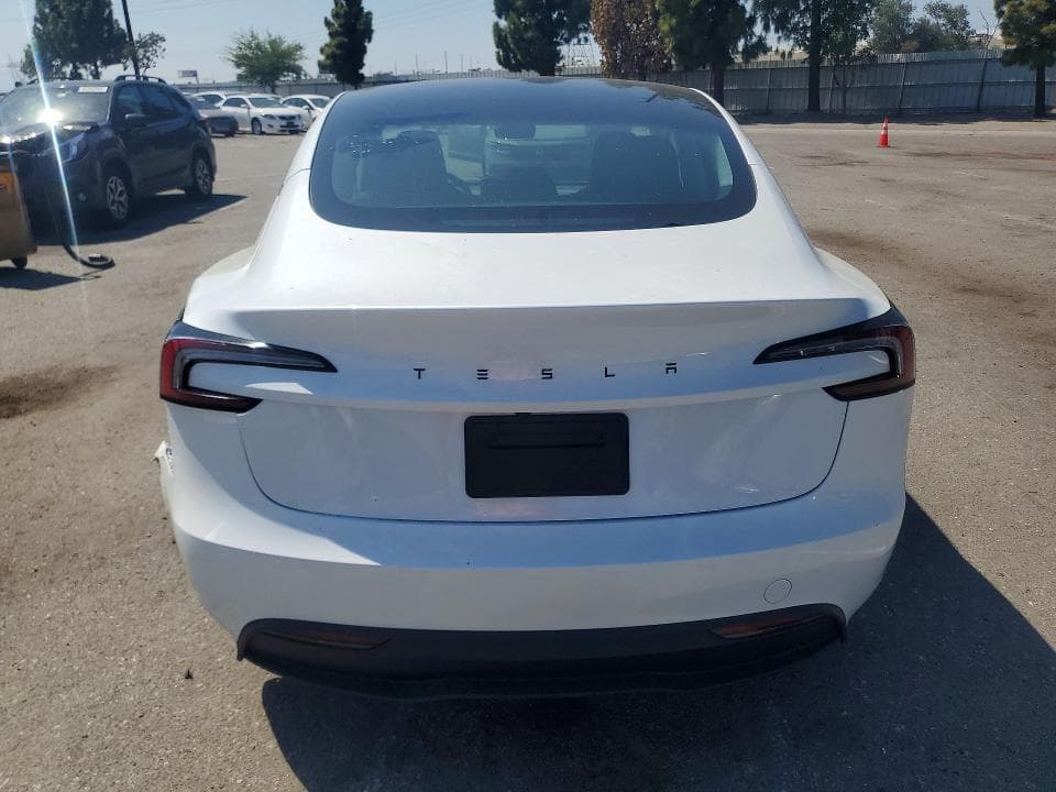 2025 TESLA MODEL 3 6