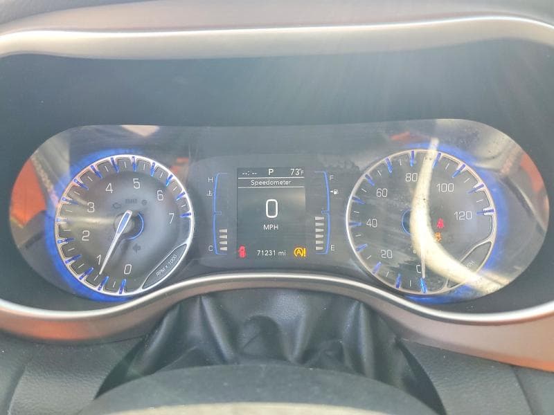 2019 CHRYSLER PACIFICA 9