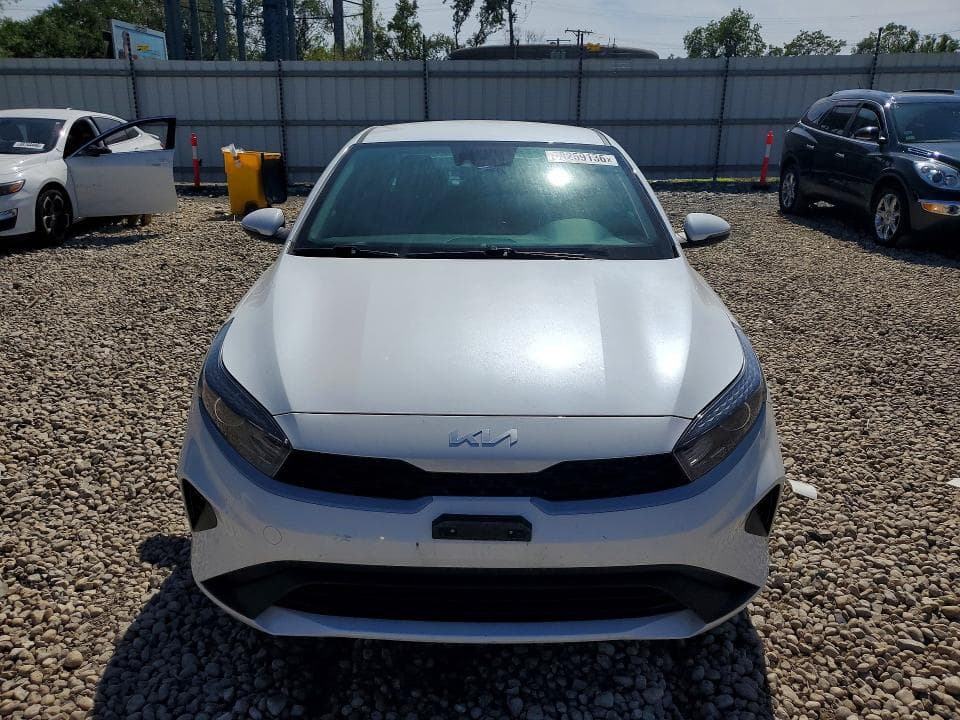 2024 KIA FORTE LXS 5