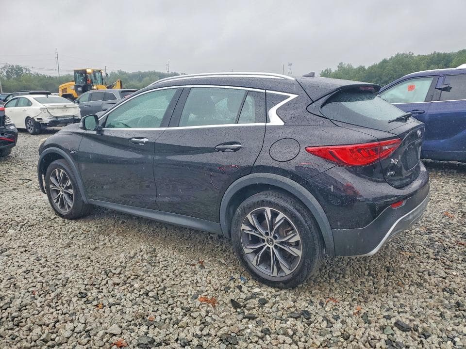 2018 INFINITI QX30 PREMIUM 2