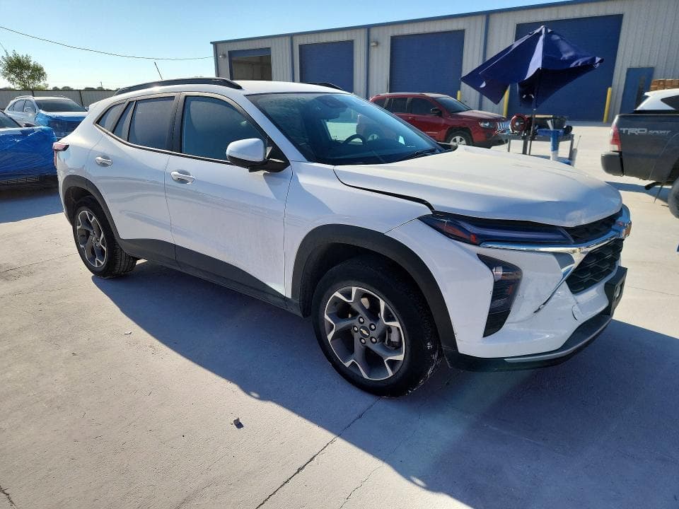 2024 CHEVROLET TRAX 1LT 4