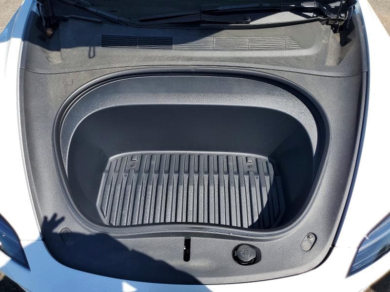 2024 TESLA MODEL 3 11