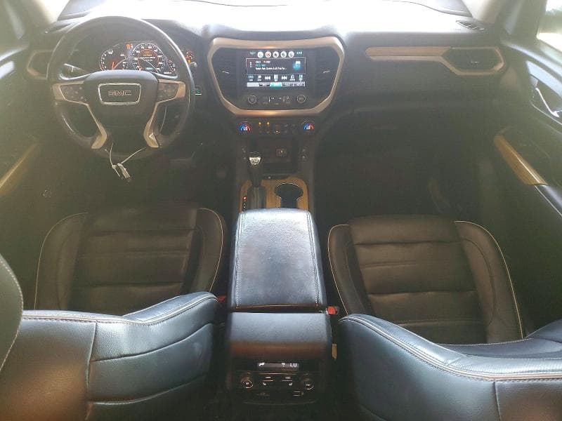 2017 GMC ACADIA DENALI 8