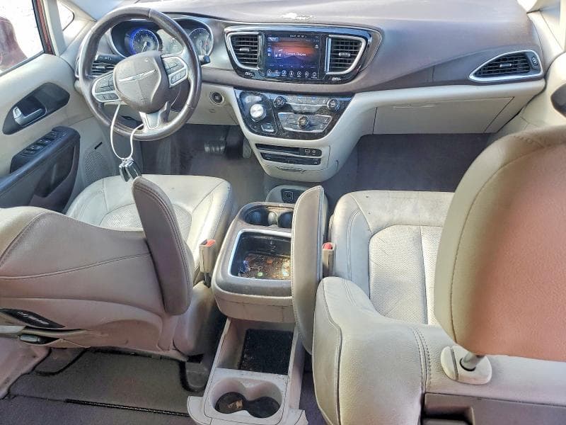 2017 CHRYSLER PACIFICA TOURING L PLUS 8