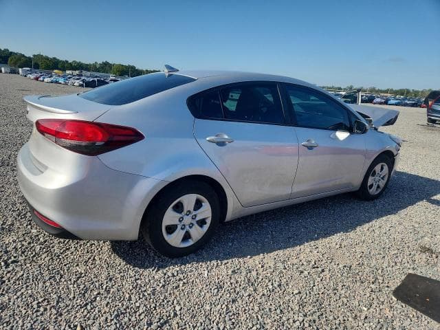 2017 KIA FORTE LX 3