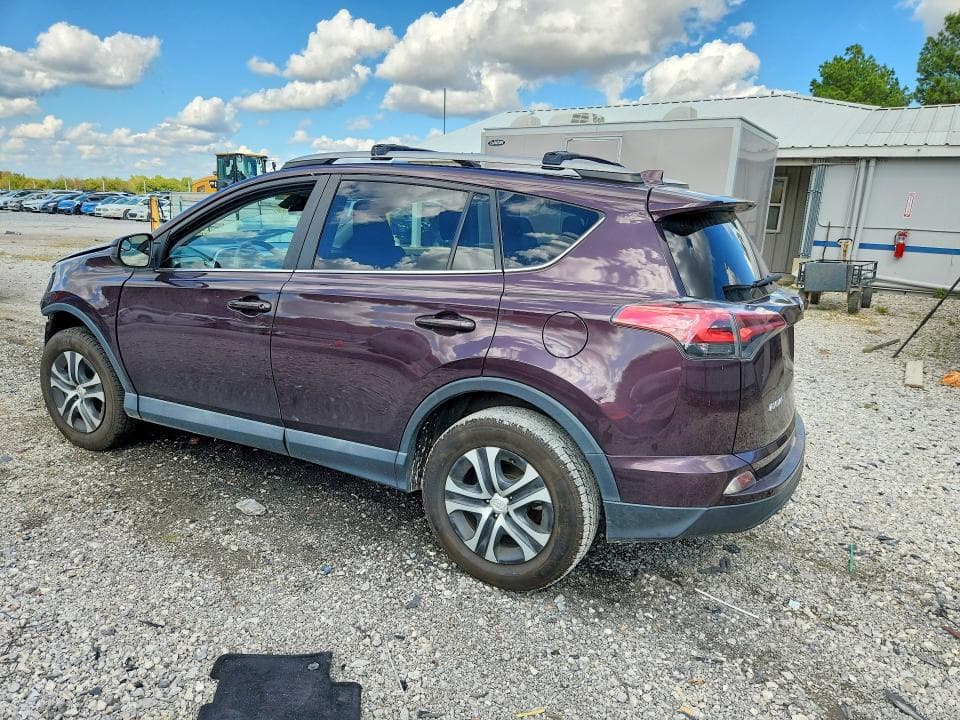 2018 TOYOTA RAV4 LE 2