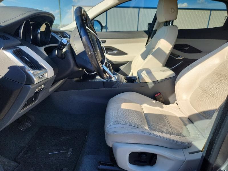 2019 JAGUAR E-PACE SE 7