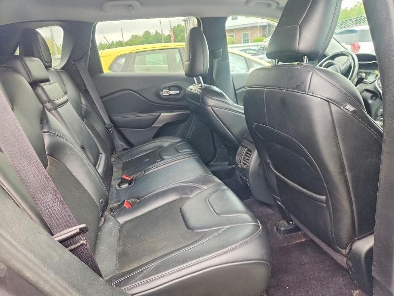 2019 JEEP CHEROKEE LATITUDE PLUS 11