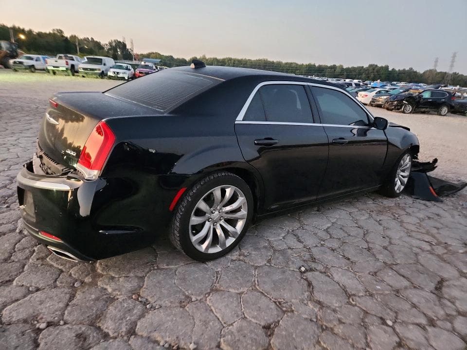 2021 CHRYSLER 300 TOURING 3