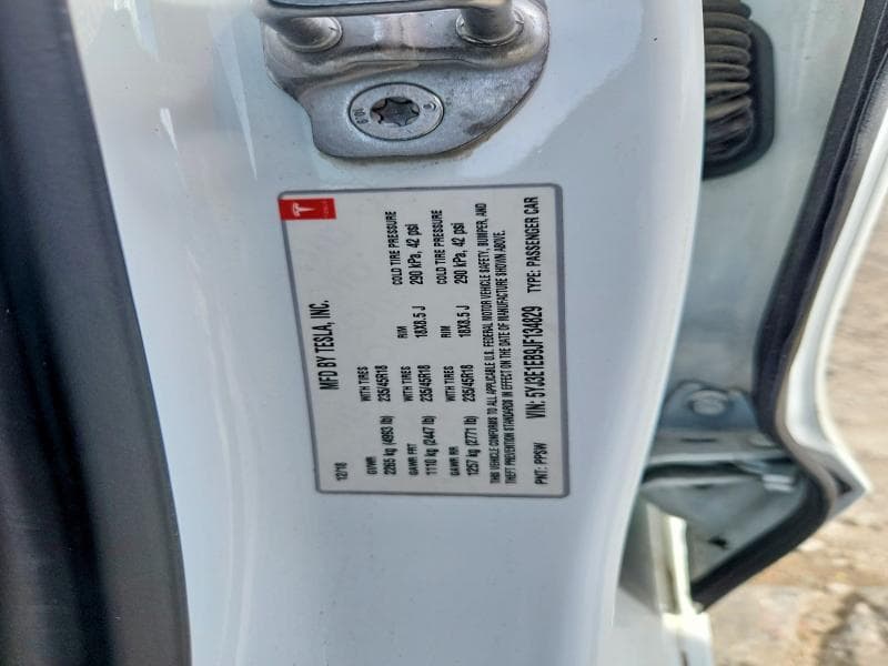 2018 TESLA MODEL 3 12