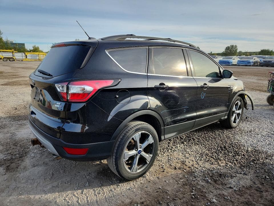 2017 FORD ESCAPE SE 3