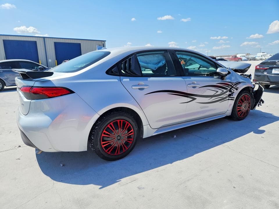 2023 TOYOTA COROLLA LE 3