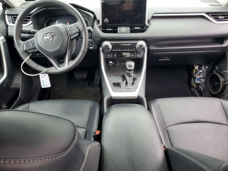 2023 TOYOTA RAV4 XLE PREMIUM 8