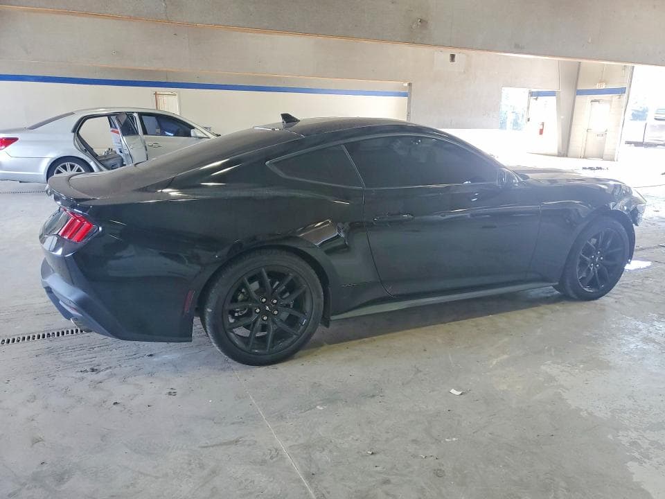 2025 FORD MUSTANG 3