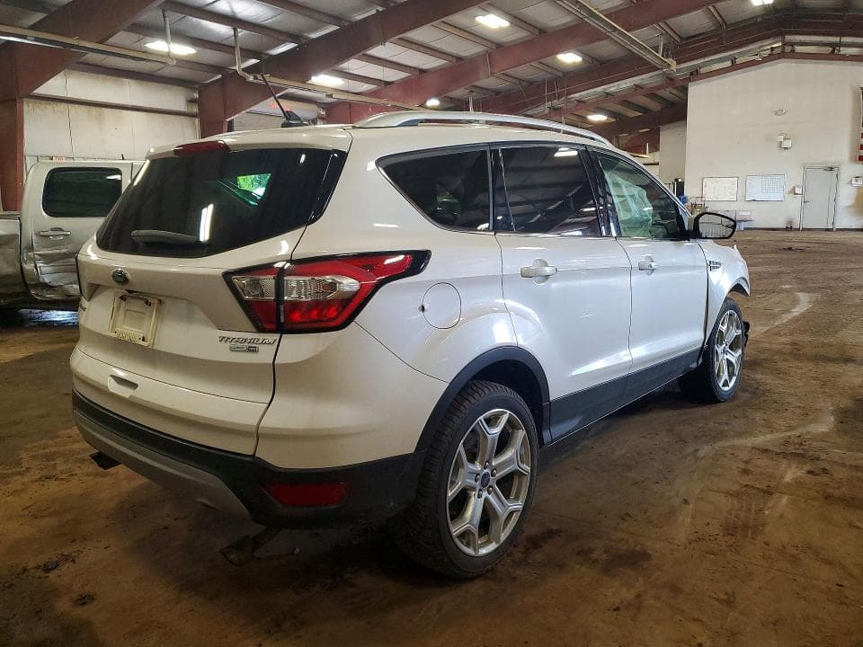 2018 FORD ESCAPE TITANIUM 3
