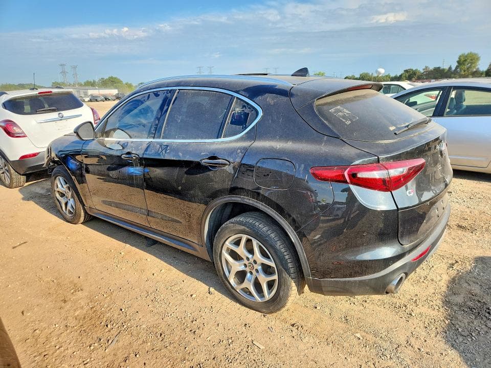 2020 ALFA ROMEO STELVIO 2