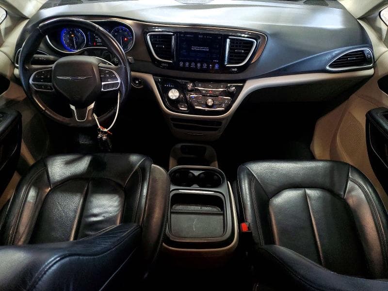 2017 CHRYSLER PACIFICA TOURING L 8