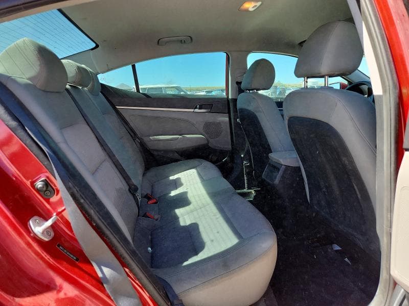 2017 HYUNDAI ELANTRA SE 10