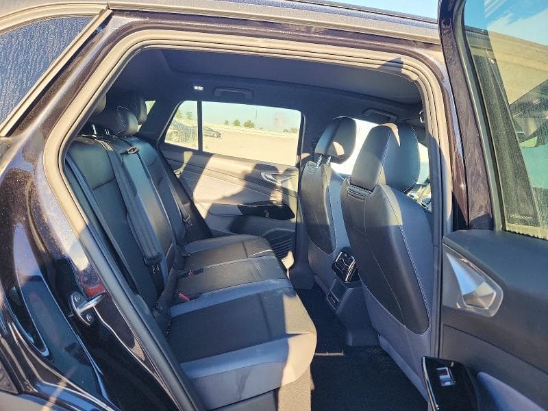 2023 VOLKSWAGEN ID.4 PRO S 10