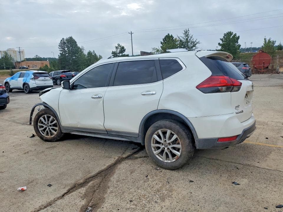 2018 NISSAN ROGUE SV 2
