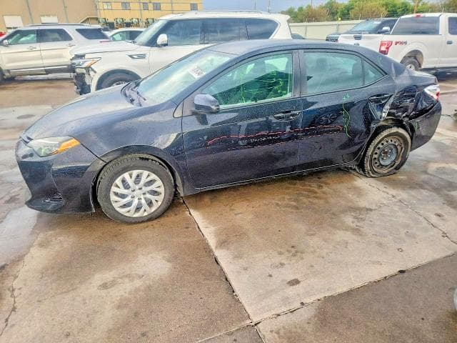 2018 TOYOTA COROLLA LE - 1
