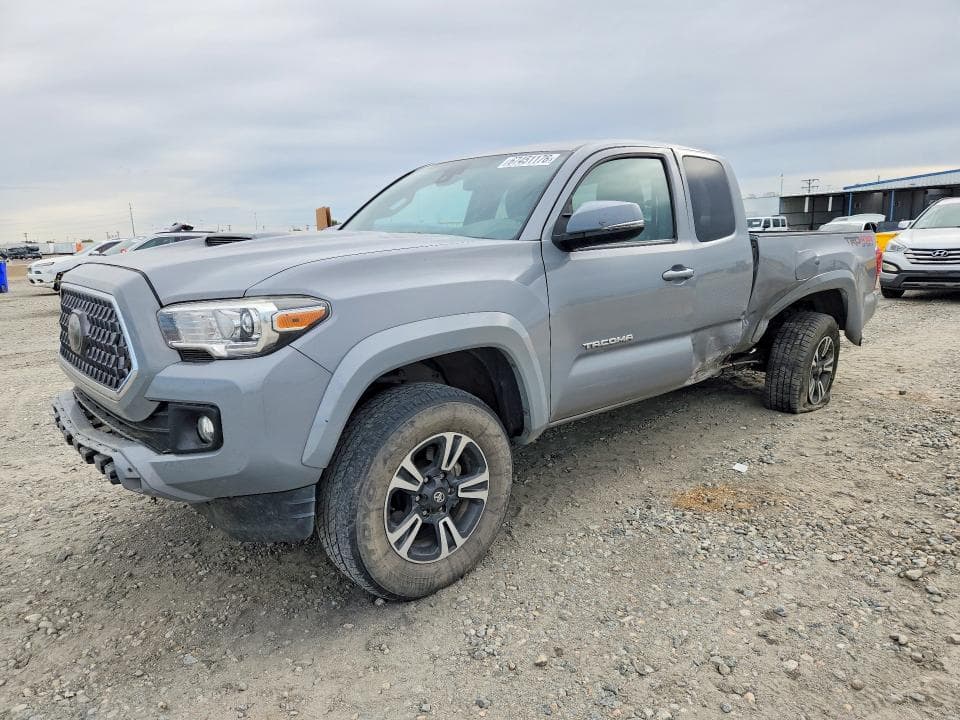 2019 TOYOTA TACOMA TRD SPORT - 1