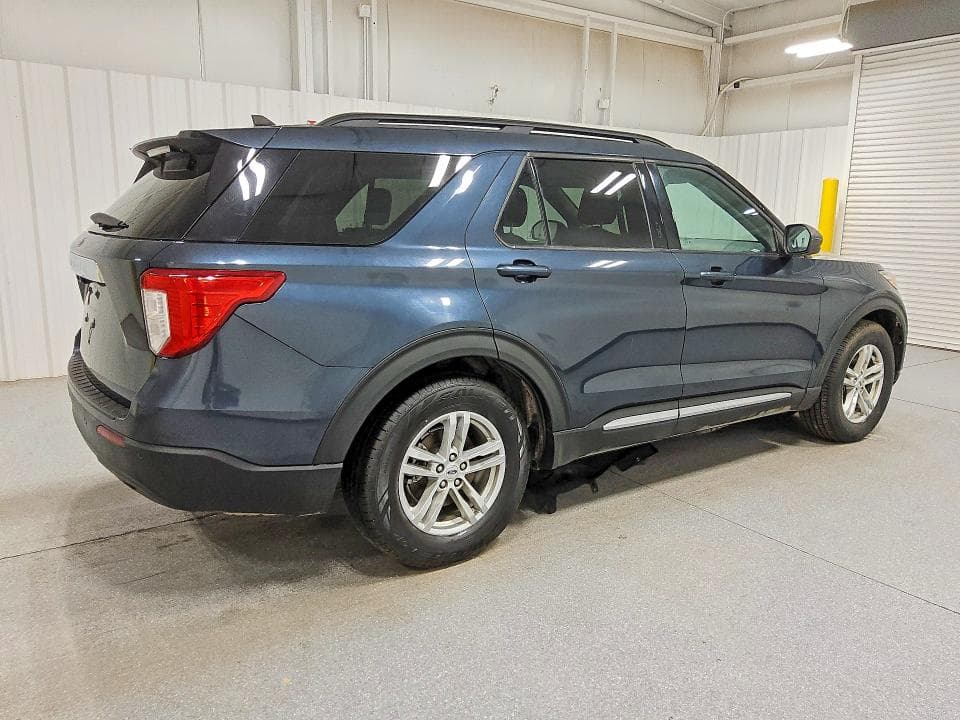 2022 FORD EXPLORER XLT 3