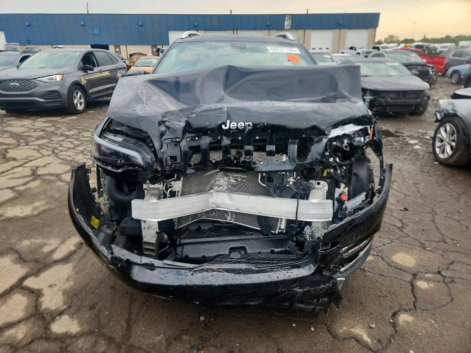 2019 JEEP CHEROKEE LIMITED 5