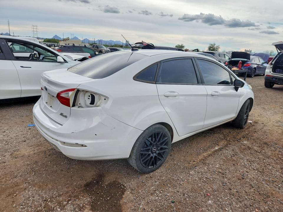 2018 FORD FIESTA S 3