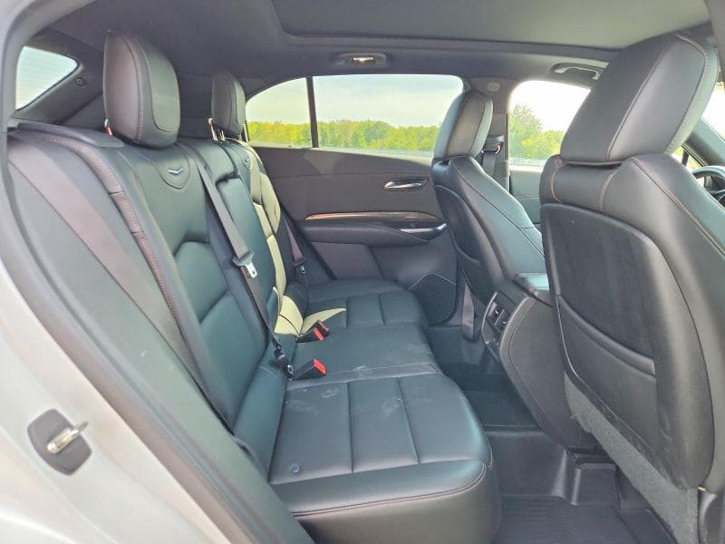 2019 CADILLAC XT4 SPORT 11