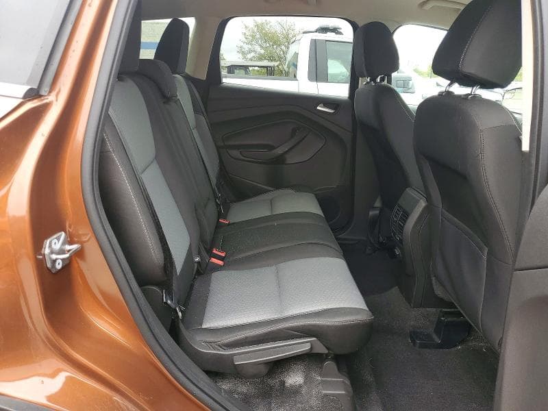 2017 FORD ESCAPE SE 11
