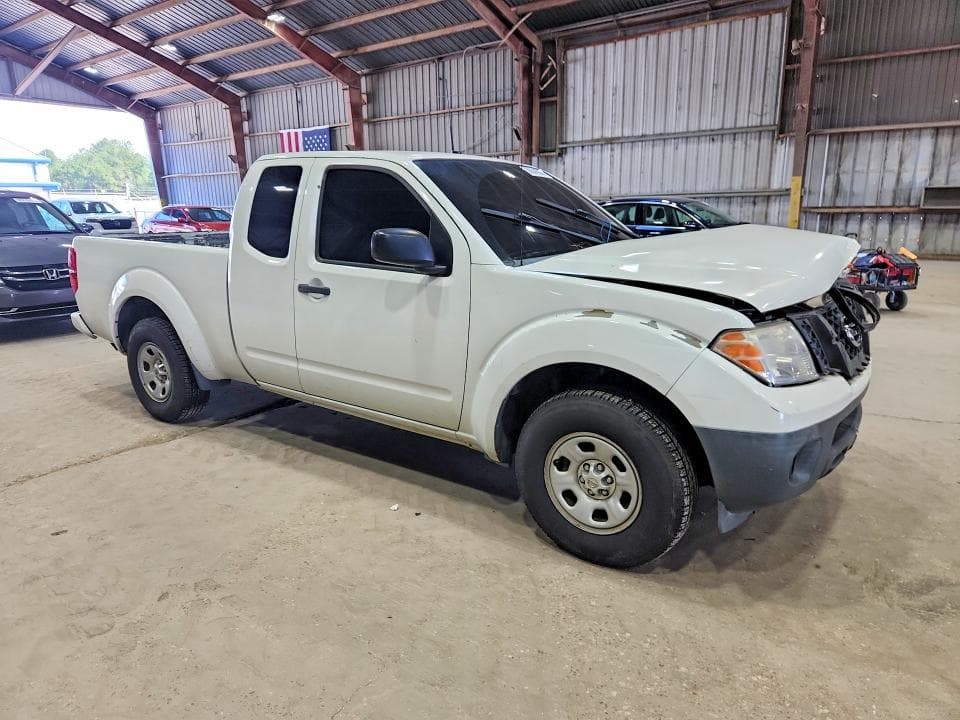 2017 NISSAN FRONTIER S 4