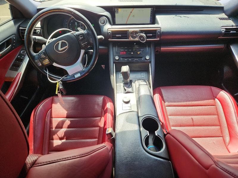 2018 LEXUS IS 300 8