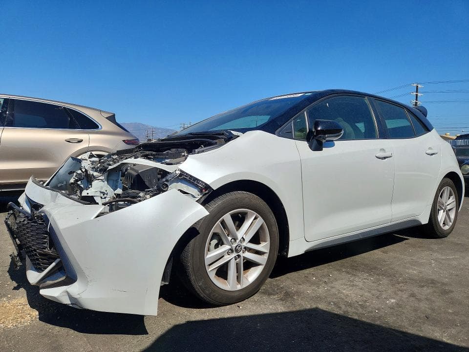 2022 TOYOTA COROLLA HATCHBACK SE - 1
