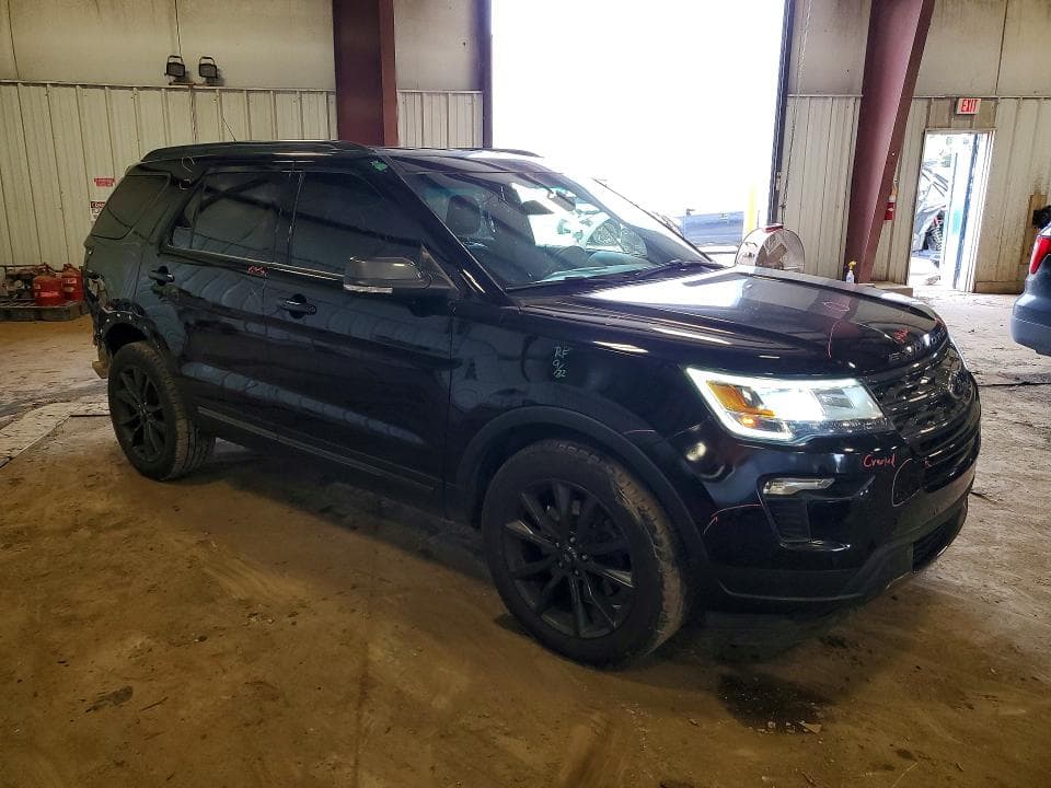 2018 FORD EXPLORER XLT 4