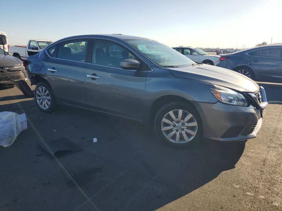 2018 NISSAN SENTRA S 4