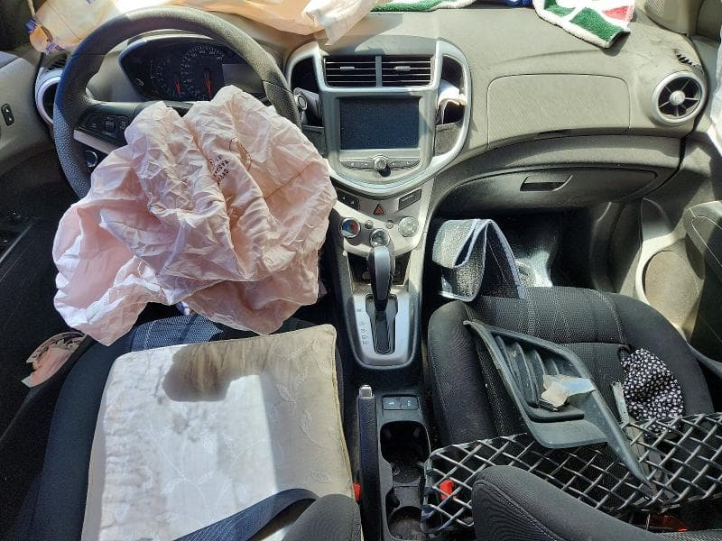 2017 CHEVROLET SONIC LT 8