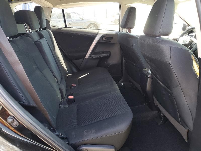 2018 TOYOTA RAV4 LE 11