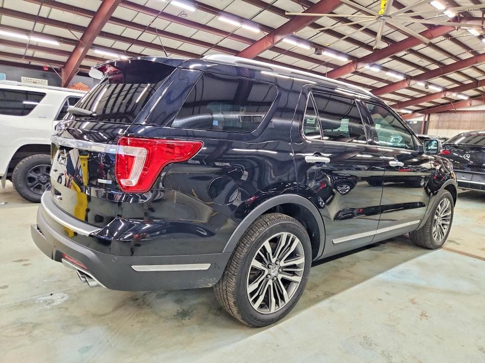 2018 FORD EXPLORER PLATINUM 3
