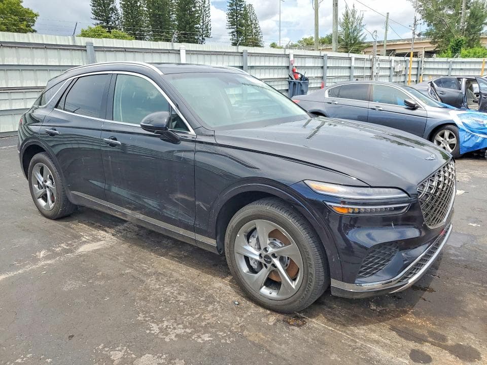 2026 GENESIS GV70 2.5T STANDARD 4