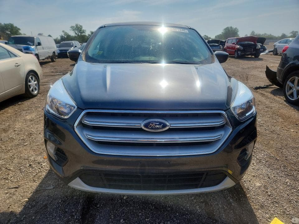 2017 FORD ESCAPE SE 5