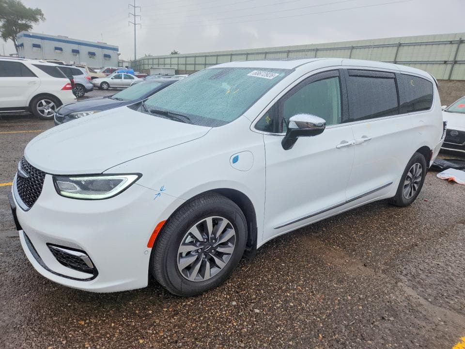 2023 CHRYSLER PACIFICA HYBRID LIMITED - 1