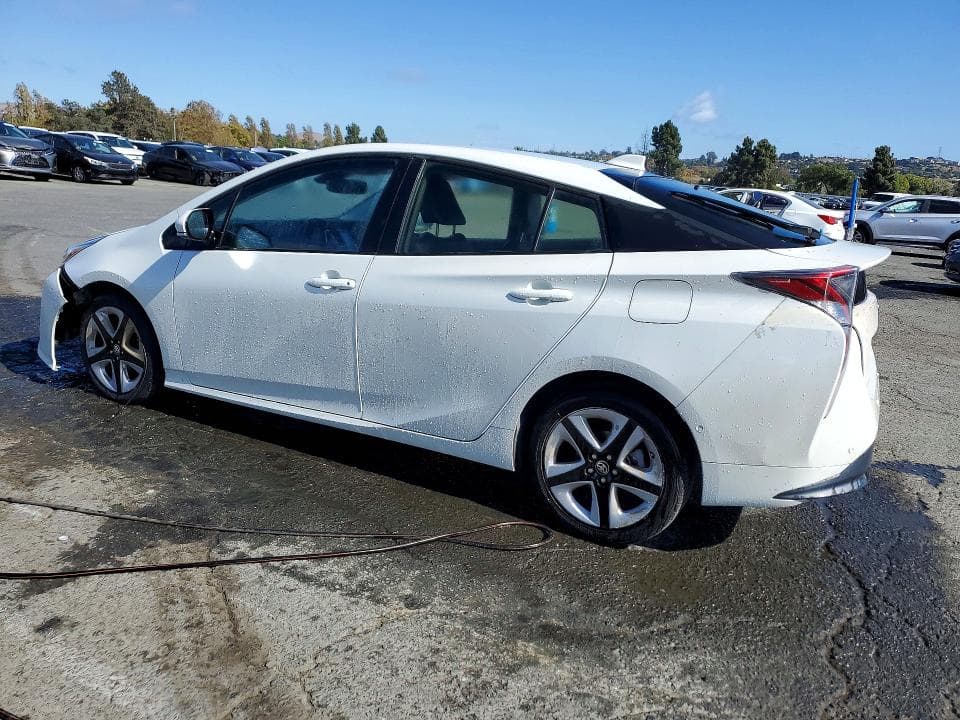 2018 TOYOTA PRIUS 2