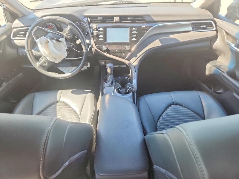 2018 TOYOTA CAMRY SE 8