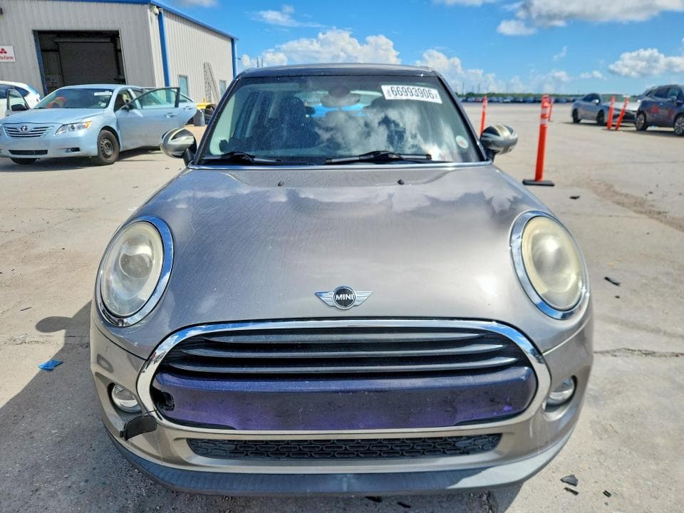 2018 MINI COOPER 5
