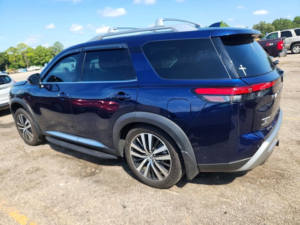2025 NISSAN PATHFINDER PLATINUM 2