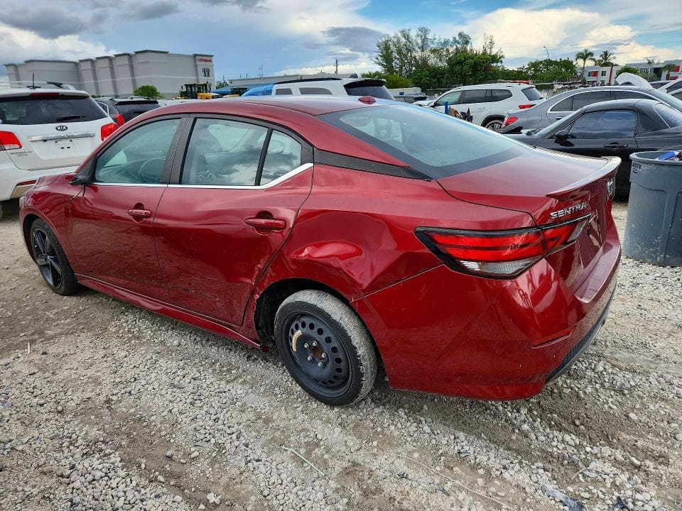 2022 NISSAN SENTRA SR 2