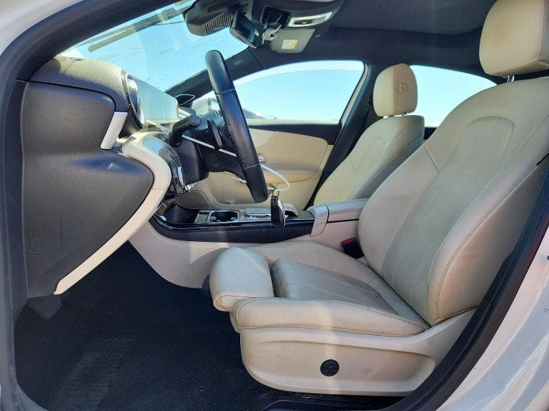 2020 MERCEDES-BENZ A 220 7
